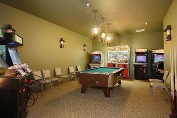 Whitefish Lodge And Suites Cross Lake Luaran gambar